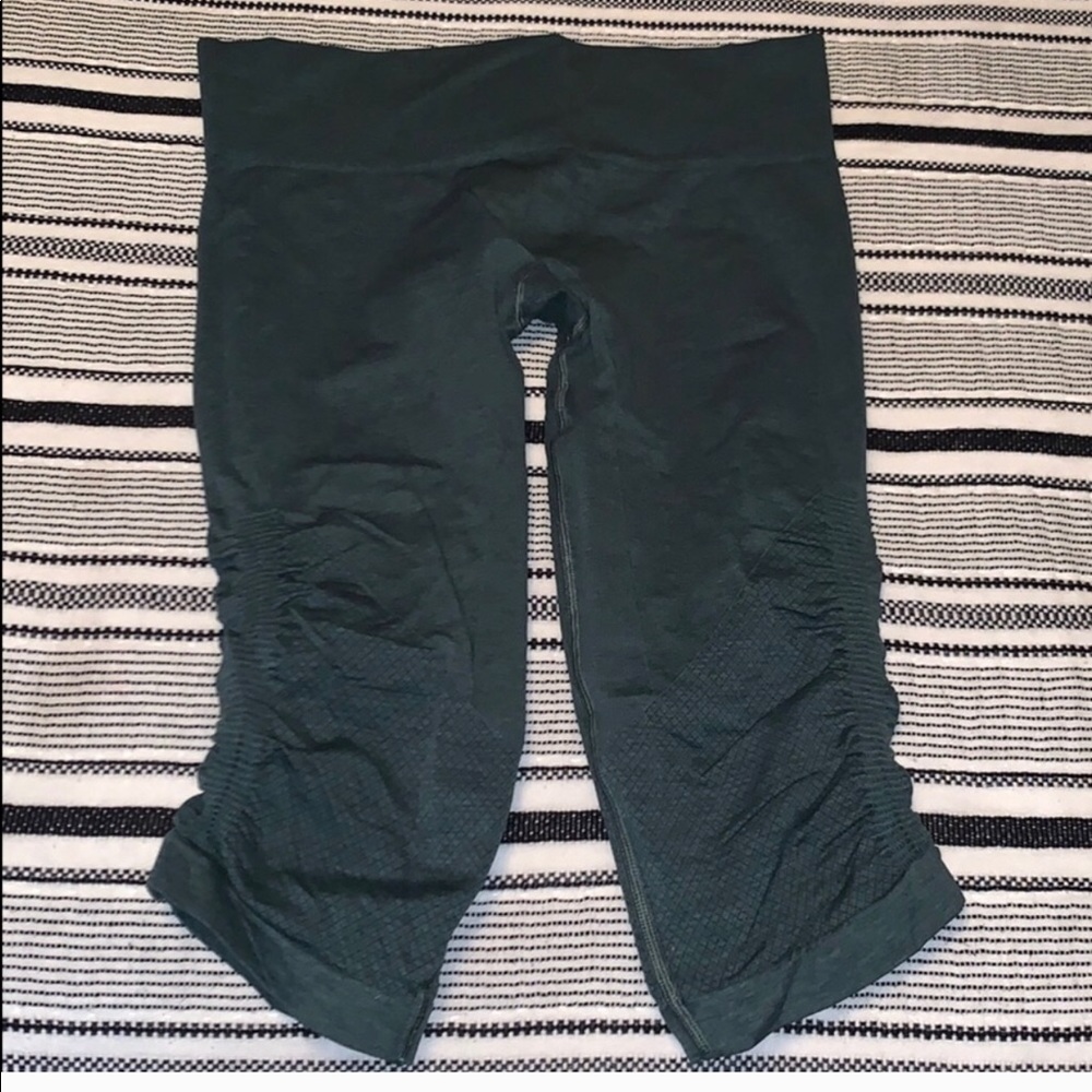 Lululemon crop leggings
